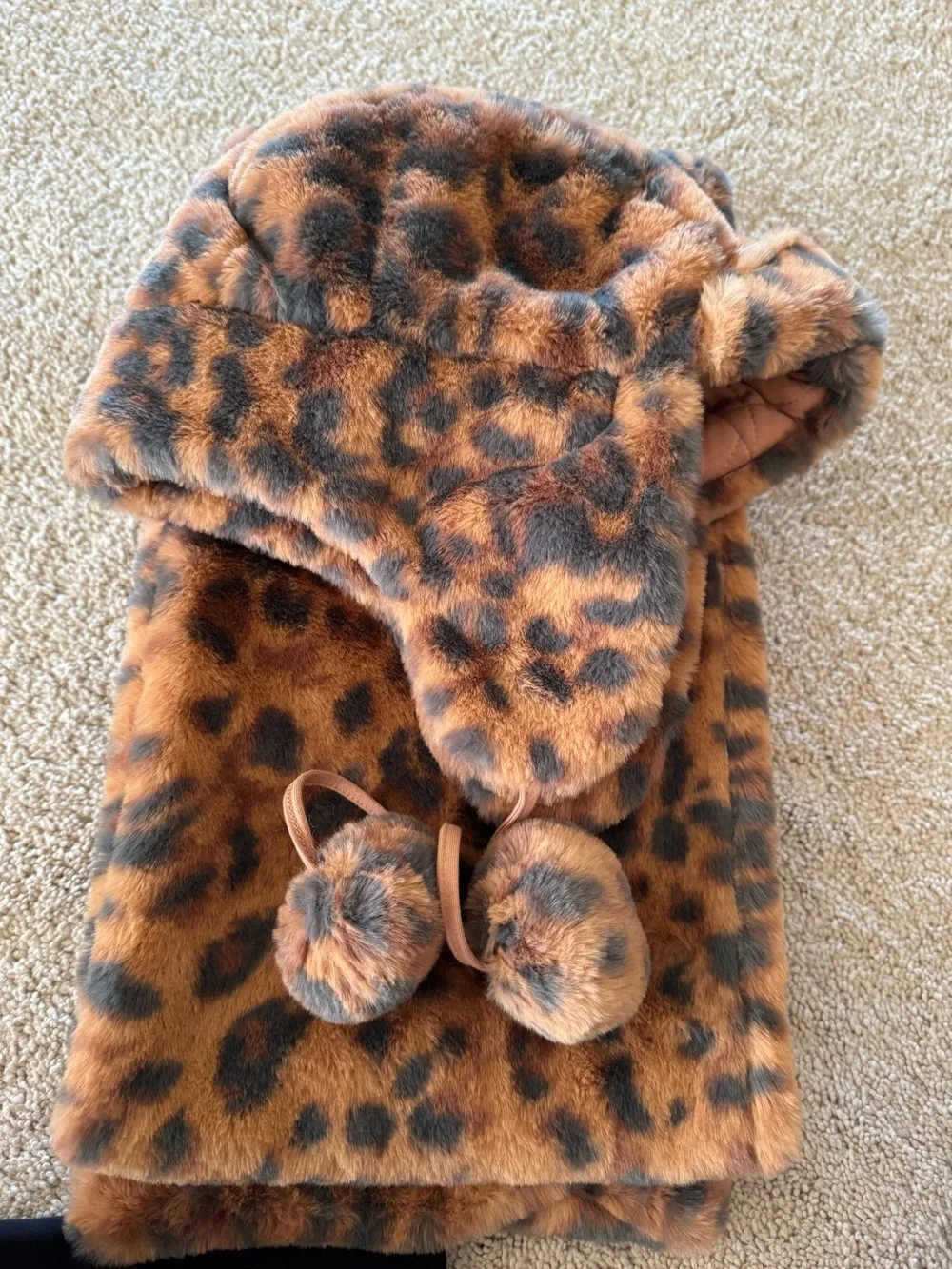 Aerie leopard faux fur trapper and scarf- NWOT